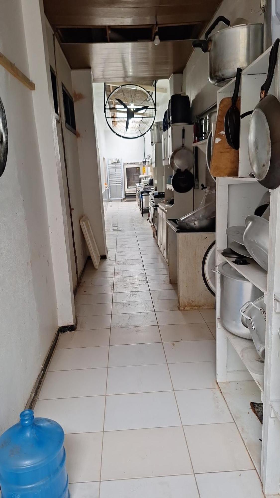 מנאוס Quarto Triplo Com Banheiro Em Pousada E Restaurante מראה חיצוני תמונה